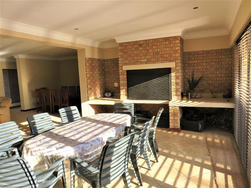 4 Bedroom Property for Sale in Myburgh Park Western Cape